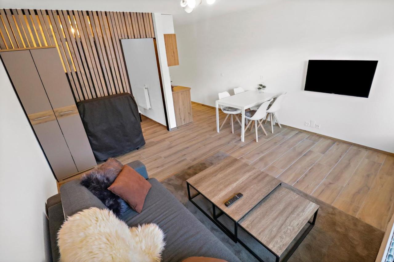 Appartement Cosy Et Renove Au Coeur De La Station Кранс Монтана Екстериор снимка